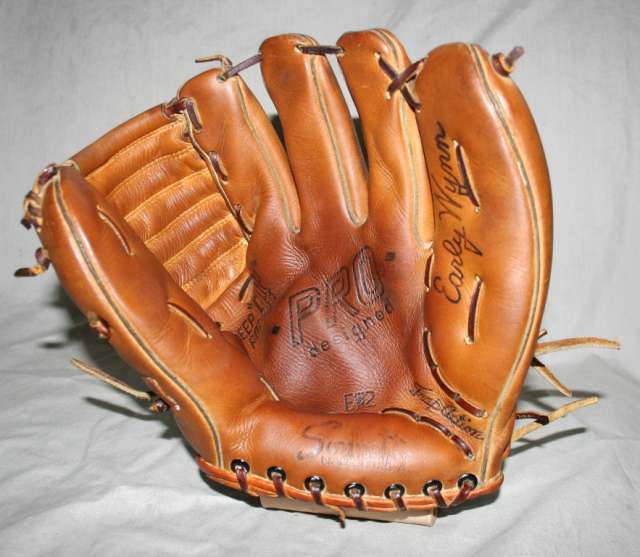 Early Wynn Sonnett EW2 Front